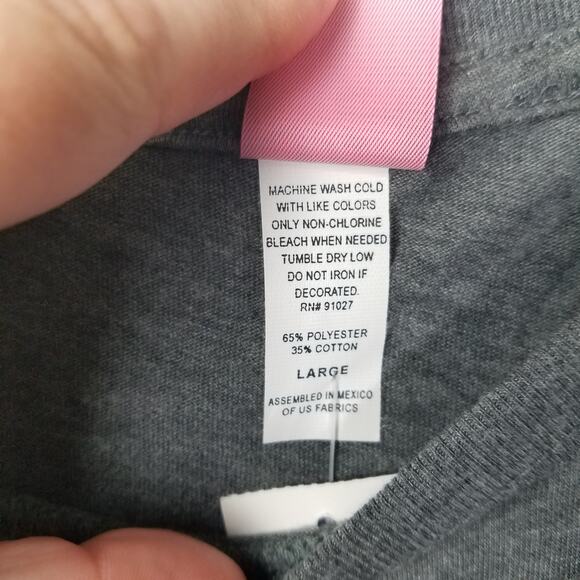 Island Girl Aloha Hawaii Pineapple Tee - Picture 5 of 7